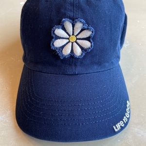 Life Is Good navy women’s hat. Adjustable size.